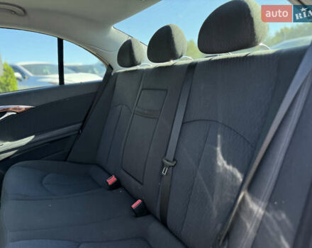 Черный Мерседес Е-Класс, объемом двигателя 1.8 л и пробегом 239 тыс. км за 6800 $, фото 17 на Automoto.ua