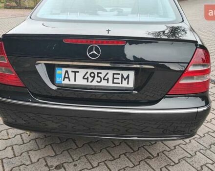 Черный Мерседес Е-Класс, объемом двигателя 1.8 л и пробегом 298 тыс. км за 8200 $, фото 30 на Automoto.ua