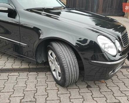 Черный Мерседес Е-Класс, объемом двигателя 1.8 л и пробегом 298 тыс. км за 8200 $, фото 27 на Automoto.ua