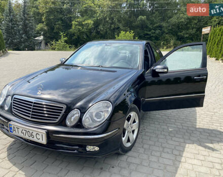 Черный Мерседес Е-Класс, объемом двигателя 2.15 л и пробегом 200 тыс. км за 6700 $, фото 3 на Automoto.ua
