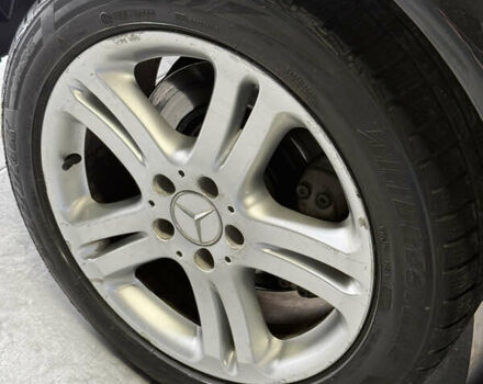 Черный Мерседес Е-Класс, объемом двигателя 4 л и пробегом 237 тыс. км за 7999 $, фото 46 на Automoto.ua