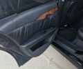 Черный Мерседес Е-Класс, объемом двигателя 3.2 л и пробегом 290 тыс. км за 8400 $, фото 8 на Automoto.ua