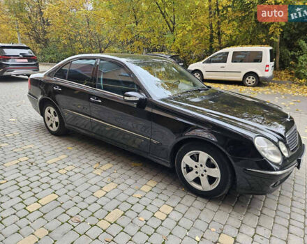 Черный Мерседес Е-Класс, объемом двигателя 1.8 л и пробегом 548 тыс. км за 6199 $, фото 4 на Automoto.ua