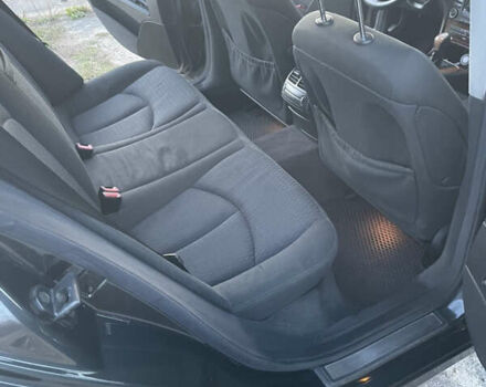 Чорний Мерседес Е-Клас, об'ємом двигуна 2.15 л та пробігом 400 тис. км за 7600 $, фото 26 на Automoto.ua