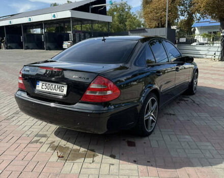Черный Мерседес Е-Класс, объемом двигателя 4.97 л и пробегом 360 тыс. км за 10000 $, фото 2 на Automoto.ua