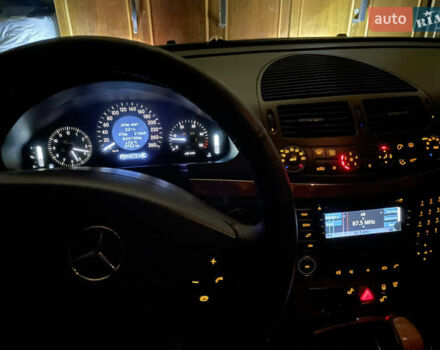 Чорний Мерседес Е-Клас, об'ємом двигуна 2.15 л та пробігом 400 тис. км за 7600 $, фото 50 на Automoto.ua