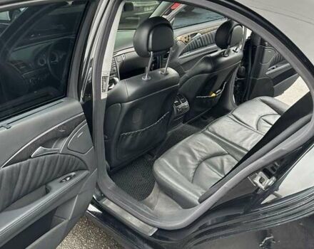 Черный Мерседес Е-Класс, объемом двигателя 3.2 л и пробегом 390 тыс. км за 6100 $, фото 13 на Automoto.ua