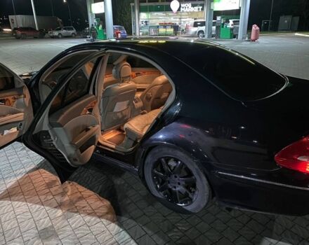 Чорний Мерседес Е-Клас, об'ємом двигуна 2.2 л та пробігом 344 тис. км за 3700 $, фото 2 на Automoto.ua