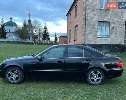Черный Мерседес Е-Класс, объемом двигателя 2.69 л и пробегом 253 тыс. км за 6400 $, фото 2 на Automoto.ua