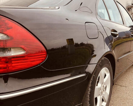 Чорний Мерседес Е-Клас, об'ємом двигуна 2.99 л та пробігом 392 тис. км за 7900 $, фото 53 на Automoto.ua