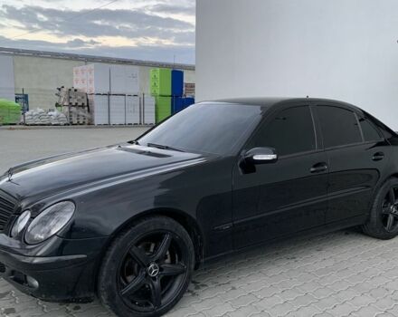 Чорний Мерседес Е-Клас, об'ємом двигуна 2 л та пробігом 375 тис. км за 5600 $, фото 10 на Automoto.ua