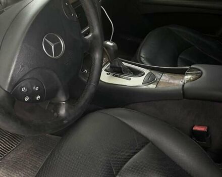 Черный Мерседес Е-Класс, объемом двигателя 3.5 л и пробегом 515 тыс. км за 10550 $, фото 11 на Automoto.ua