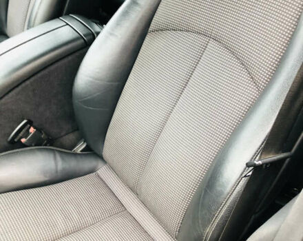 Чорний Мерседес Е-Клас, об'ємом двигуна 2.99 л та пробігом 392 тис. км за 7900 $, фото 39 на Automoto.ua