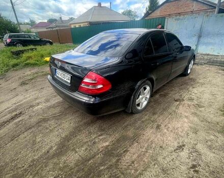Черный Мерседес Е-Класс, объемом двигателя 1.8 л и пробегом 200 тыс. км за 8200 $, фото 5 на Automoto.ua