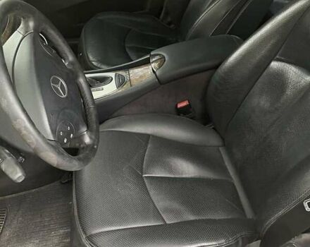 Черный Мерседес Е-Класс, объемом двигателя 3.5 л и пробегом 515 тыс. км за 10550 $, фото 9 на Automoto.ua