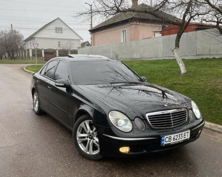 Черный Мерседес Е-Класс, объемом двигателя 1.8 л и пробегом 396 тыс. км за 5999 $, фото 1 на Automoto.ua