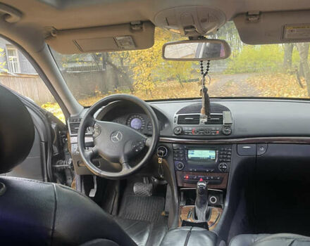 Мерседес Е-Клас 2005 у Прилуках на Automoto.ua Чорний Мерседес Е-Клас, об'ємом двигуна 1.8 л та пробігом 395 тис. км за 6499 $, фото 13 на Automoto.ua