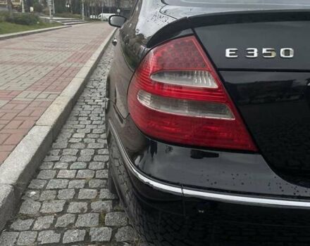 Черный Мерседес Е-Класс, объемом двигателя 3.5 л и пробегом 515 тыс. км за 10550 $, фото 2 на Automoto.ua