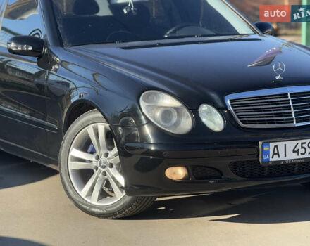 Черный Мерседес Е-Класс, объемом двигателя 1.8 л и пробегом 338 тыс. км за 6850 $, фото 4 на Automoto.ua