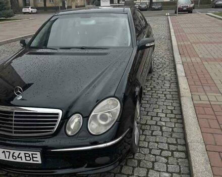 Черный Мерседес Е-Класс, объемом двигателя 3.5 л и пробегом 515 тыс. км за 10550 $, фото 17 на Automoto.ua