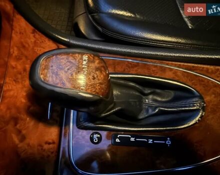 Мерседес Е-Клас 2005 у Рівному на Automoto.ua Чорний Мерседес Е-Клас, об'ємом двигуна 1.8 л та пробігом 255 тис. км за 5800 $, фото 59 на Automoto.ua