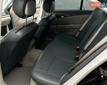 Чорний Мерседес Е-Клас, об'ємом двигуна 2.15 л та пробігом 310 тис. км за 6999 $, фото 19 на Automoto.ua