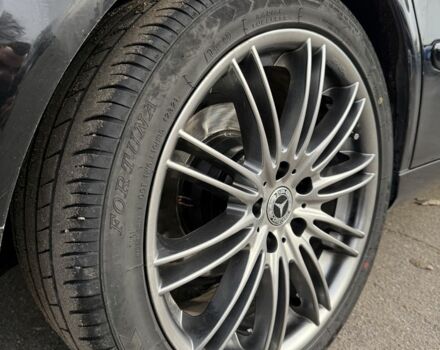 Чорний Мерседес Е-Клас, об'ємом двигуна 3.2 л та пробігом 380 тис. км за 6500 $, фото 10 на Automoto.ua