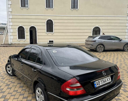 Черный Мерседес Е-Класс, объемом двигателя 2 л и пробегом 332 тыс. км за 6000 $, фото 9 на Automoto.ua