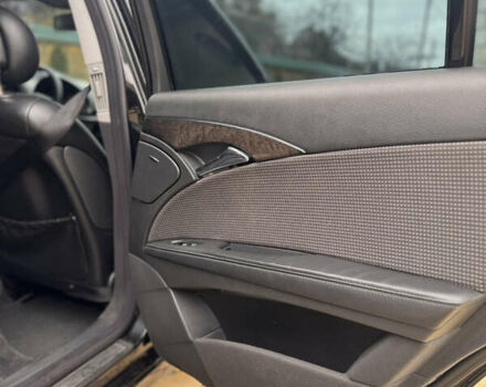 Черный Мерседес Е-Класс, объемом двигателя 2 л и пробегом 332 тыс. км за 6000 $, фото 17 на Automoto.ua