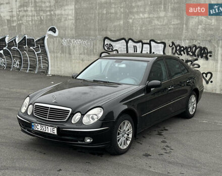 Чорний Мерседес Е-Клас, об'ємом двигуна 2.15 л та пробігом 310 тис. км за 6999 $, фото 4 на Automoto.ua