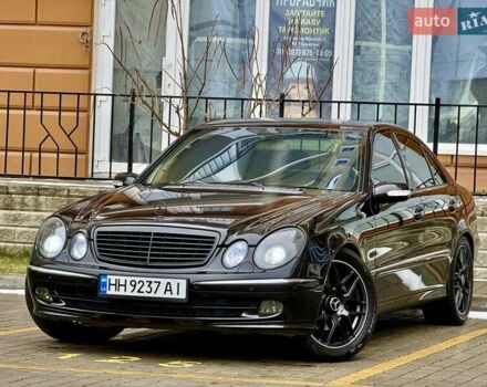 Чорний Мерседес Е-Клас, об'ємом двигуна 3.5 л та пробігом 261 тис. км за 6999 $, фото 9 на Automoto.ua