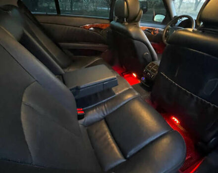 Чорний Мерседес Е-Клас, об'ємом двигуна 3 л та пробігом 400 тис. км за 8500 $, фото 23 на Automoto.ua