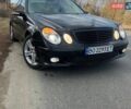 Черный Мерседес Е-Класс, объемом двигателя 3.2 л и пробегом 325 тыс. км за 8200 $, фото 1 на Automoto.ua