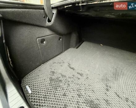 Чорний Мерседес Е-Клас, об'ємом двигуна 3.5 л та пробігом 261 тис. км за 6999 $, фото 78 на Automoto.ua