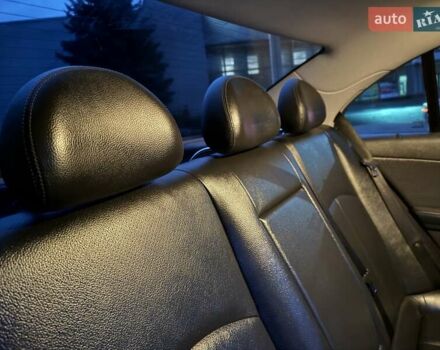 Мерседес Е-Клас 2005 у Рівному на Automoto.ua Чорний Мерседес Е-Клас, об'ємом двигуна 1.8 л та пробігом 255 тис. км за 5800 $, фото 44 на Automoto.ua