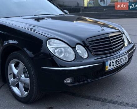 Мерседес Е-Клас 2005 у Рівному на Automoto.ua Чорний Мерседес Е-Клас, об'ємом двигуна 1.8 л та пробігом 255 тис. км за 5800 $, фото 16 на Automoto.ua