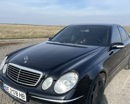 Чорний Мерседес Е-Клас, об'ємом двигуна 2.6 л та пробігом 234 тис. км за 6100 $, фото 2 на Automoto.ua