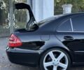 Черный Мерседес Е-Класс, объемом двигателя 1.8 л и пробегом 299 тыс. км за 4999 $, фото 6 на Automoto.ua