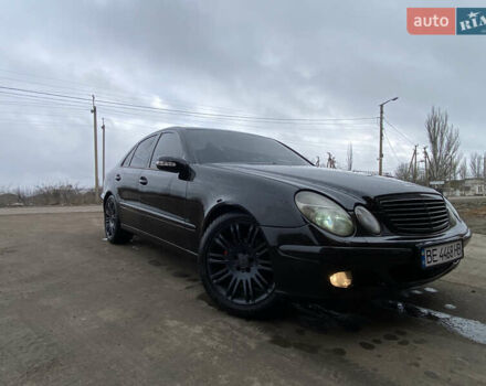 Чорний Мерседес Е-Клас, об'ємом двигуна 1.8 л та пробігом 301 тис. км за 7300 $, фото 3 на Automoto.ua