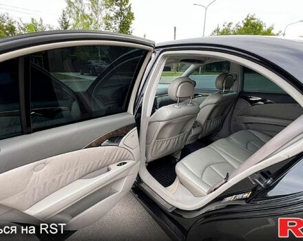 Чорний Мерседес Е-Клас, об'ємом двигуна 3.2 л та пробігом 397 тис. км за 8000 $, фото 10 на Automoto.ua