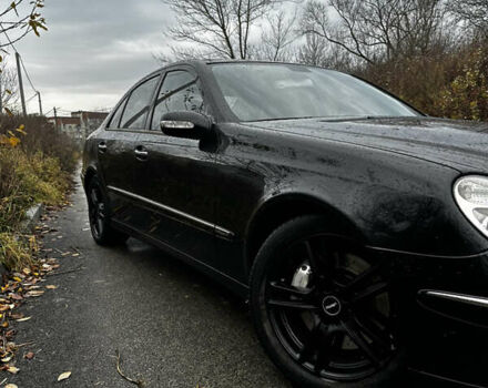 Черный Мерседес Е-Класс, объемом двигателя 2.99 л и пробегом 409 тыс. км за 7200 $, фото 7 на Automoto.ua