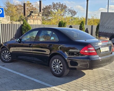 Черный Мерседес Е-Класс, объемом двигателя 1.8 л и пробегом 265 тыс. км за 6999 $, фото 7 на Automoto.ua