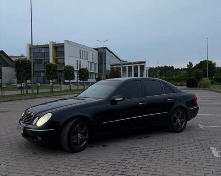 Чорний Мерседес Е-Клас, об'ємом двигуна 3 л та пробігом 400 тис. км за 8500 $, фото 2 на Automoto.ua