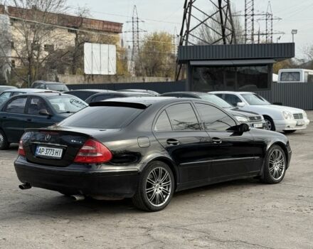 Чорний Мерседес Е-Клас, об'ємом двигуна 3.2 л та пробігом 380 тис. км за 6500 $, фото 1 на Automoto.ua