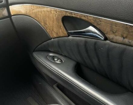 Черный Мерседес Е-Класс, объемом двигателя 3.5 л и пробегом 515 тыс. км за 10550 $, фото 5 на Automoto.ua