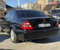 Черный Мерседес Е-Класс, объемом двигателя 1.8 л и пробегом 338 тыс. км за 6850 $, фото 7 на Automoto.ua