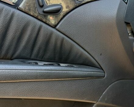 Чорний Мерседес Е-Клас, об'ємом двигуна 3.2 л та пробігом 340 тис. км за 4100 $, фото 3 на Automoto.ua