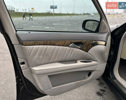 Чорний Мерседес Е-Клас, об'ємом двигуна 2.15 л та пробігом 310 тис. км за 6999 $, фото 14 на Automoto.ua