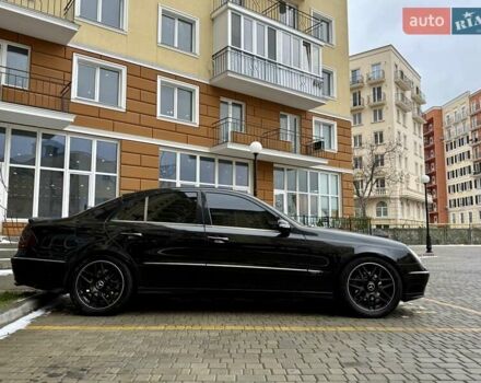 Чорний Мерседес Е-Клас, об'ємом двигуна 3.5 л та пробігом 261 тис. км за 6999 $, фото 1 на Automoto.ua