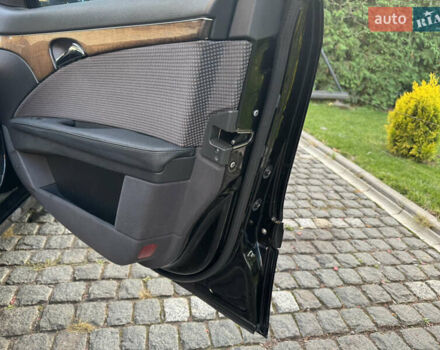 Черный Мерседес Е-Класс, объемом двигателя 2.2 л и пробегом 280 тыс. км за 7900 $, фото 13 на Automoto.ua